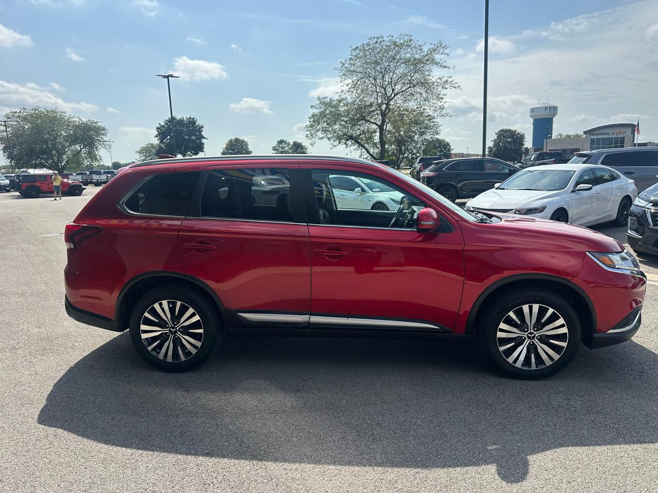 Mitsubishi Outlander SE 2WD 2020