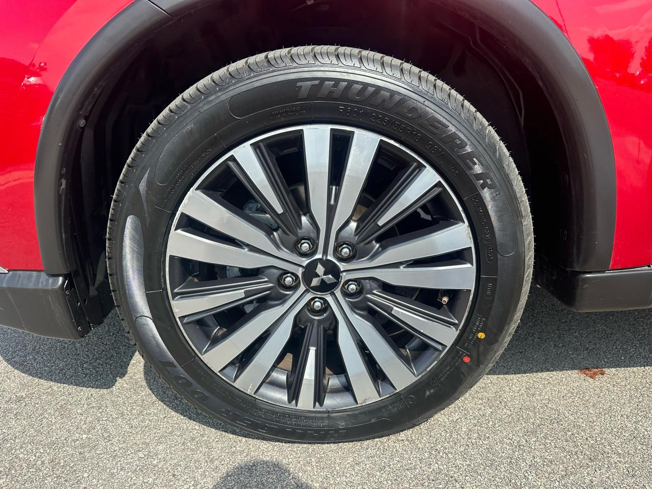 Mitsubishi Outlander SE 2WD 2020