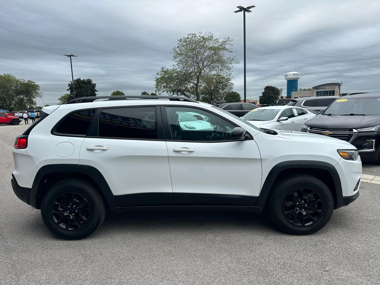 Jeep Cherokee  2022