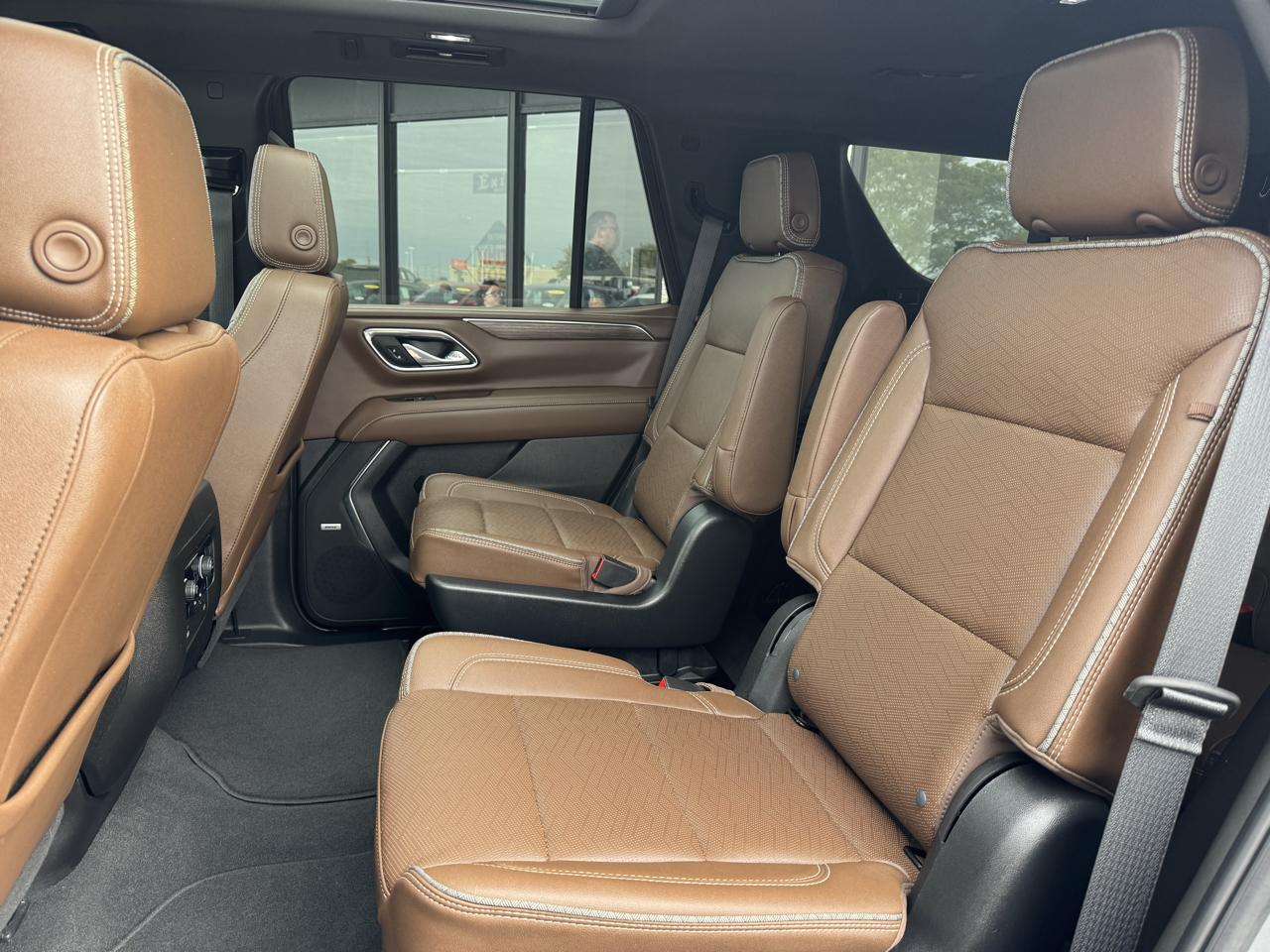 Chevrolet Tahoe High Country 4WD 2023