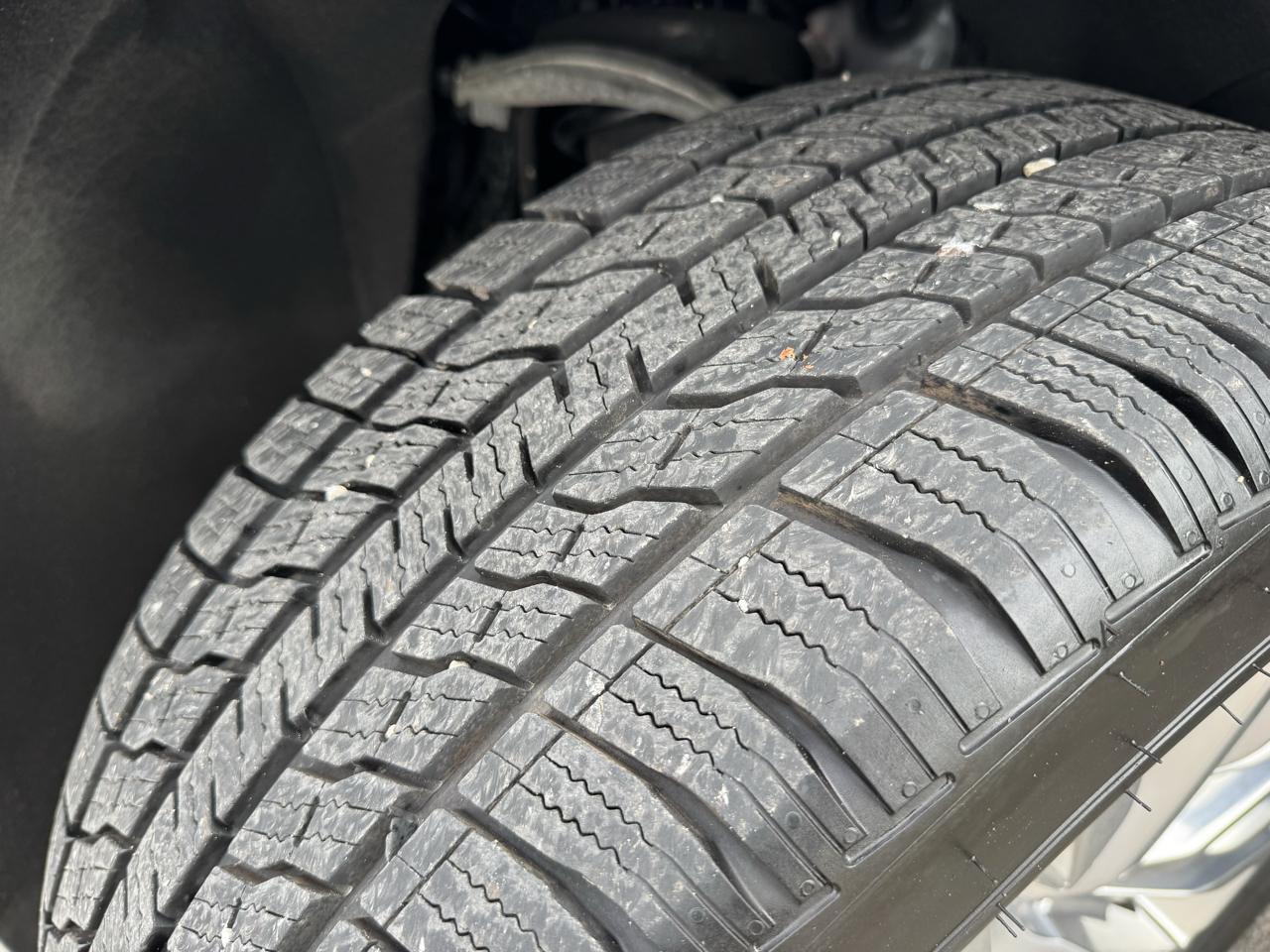 Chevrolet Tahoe High Country 4WD 2023