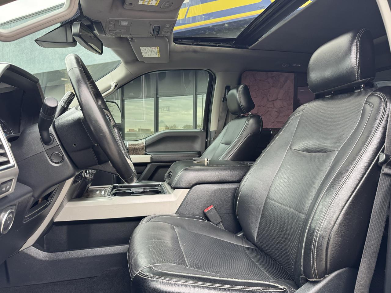 Ford F-250 SD Lariat Crew Cab 4WD 2017