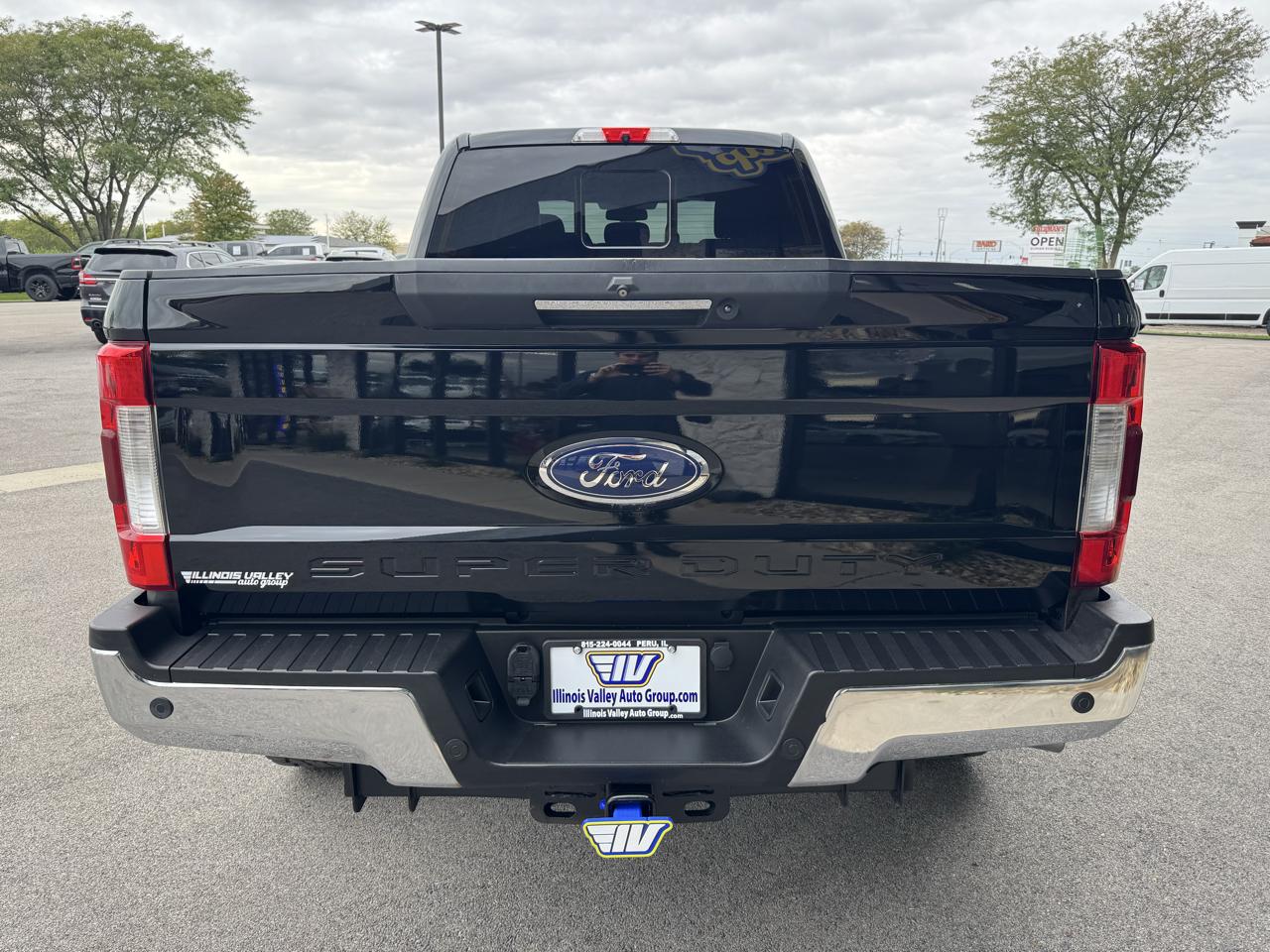 Ford F-250 SD Lariat Crew Cab 4WD 2017