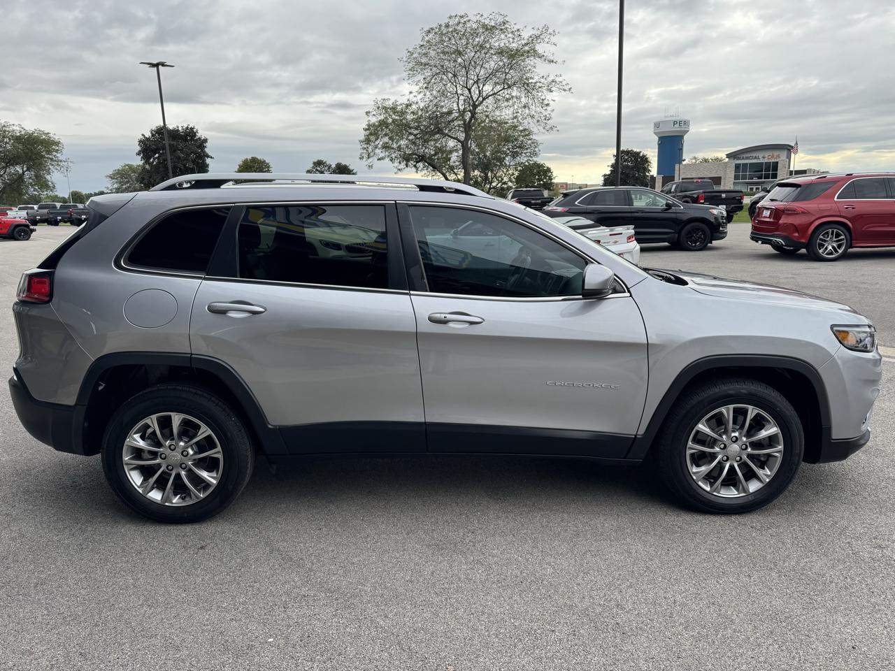 Jeep Cherokee Latitude Plus FWD 2019