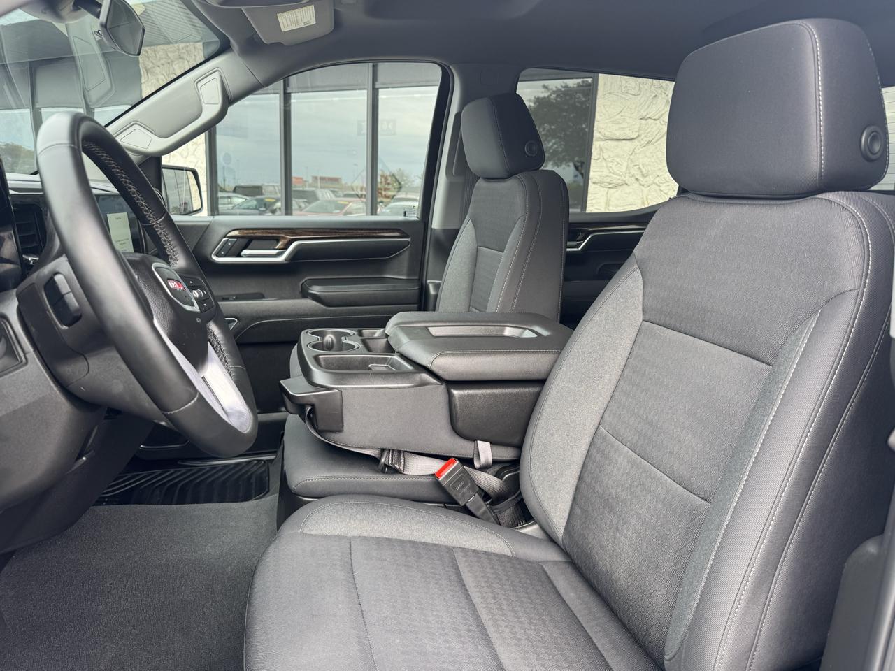 GMC Sierra 1500 Elevation Crew Cab 4WD 2024
