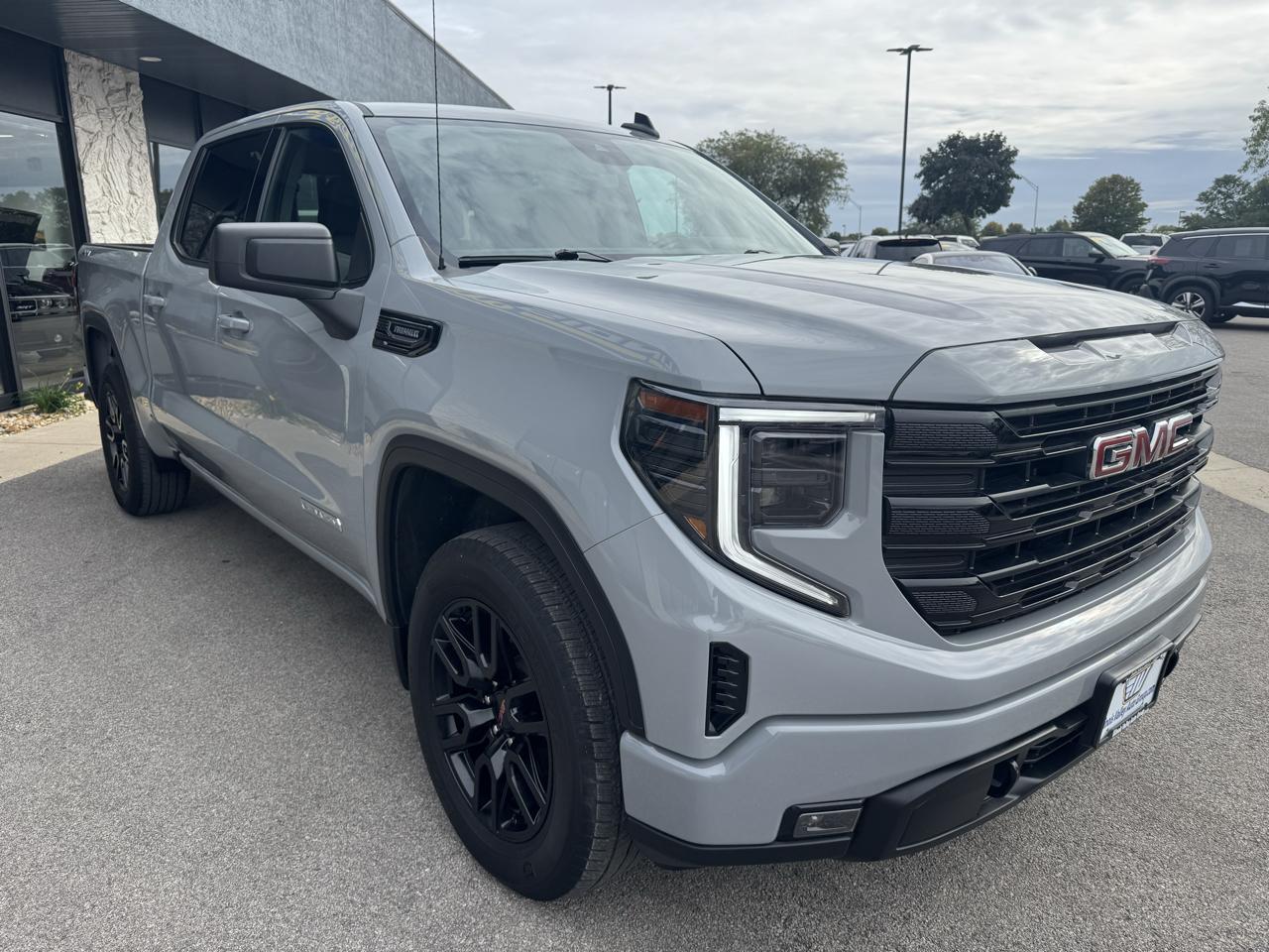 GMC Sierra 1500 Elevation Crew Cab 4WD 2024