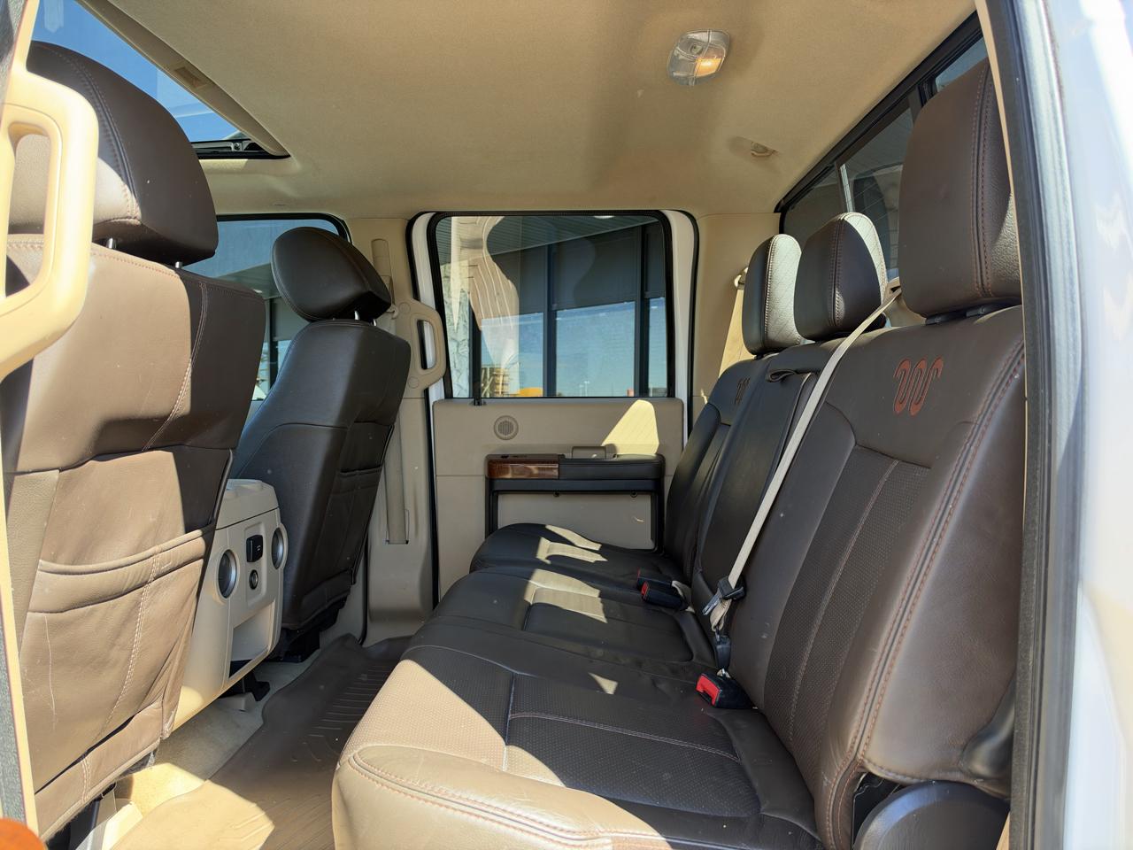 Ford F-450 SD King Ranch Crew Cab DRW 4WD 2016