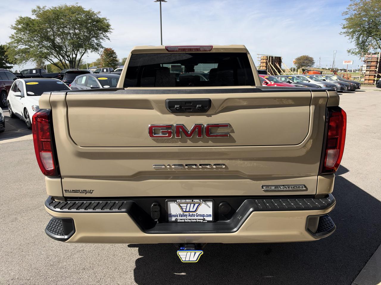 GMC Sierra 1500 Elevation Crew Cab 4WD 2022