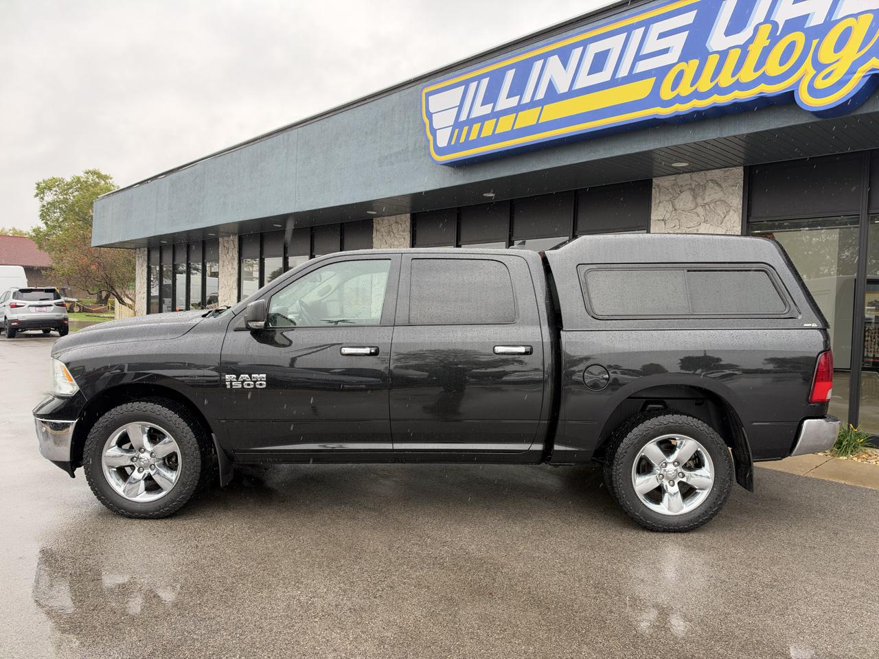 RAM 1500 Big Horn Crew Cab 4WD 2016