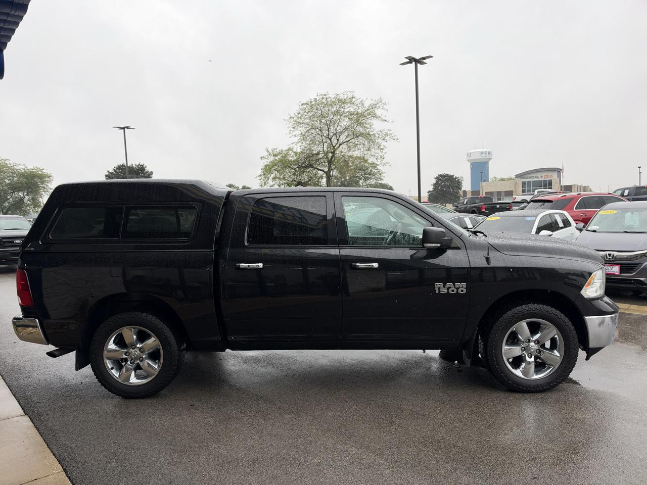 RAM 1500 Big Horn Crew Cab 4WD 2016