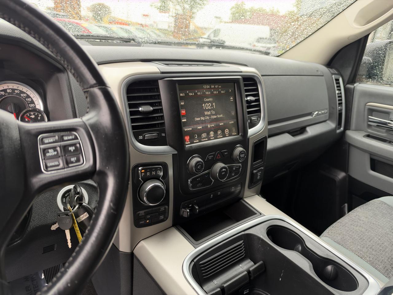 RAM 1500 Big Horn Crew Cab 4WD 2016