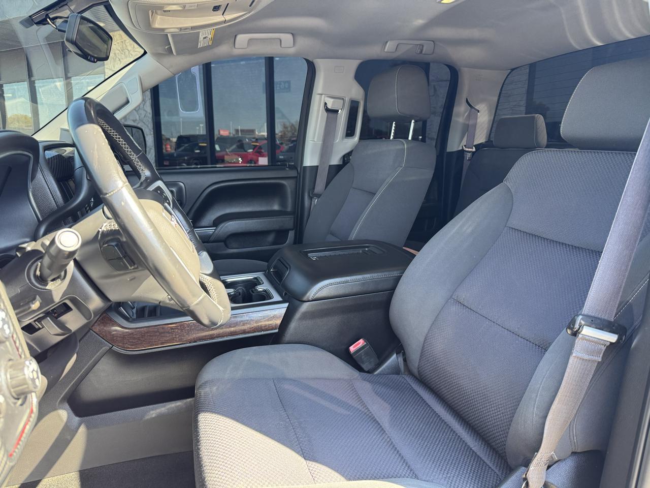 GMC Sierra 1500 SLE Double Cab 4WD 2017