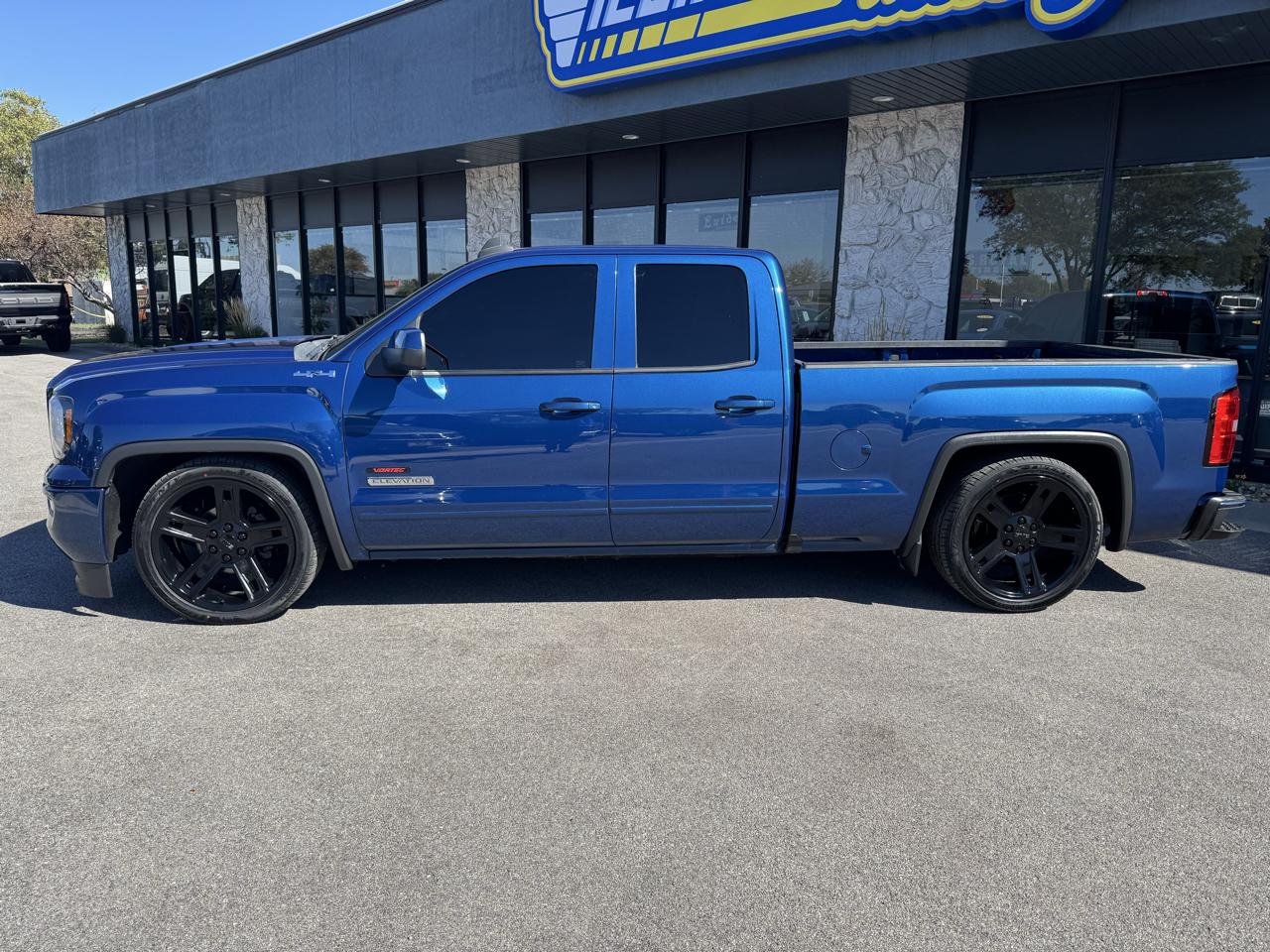 GMC Sierra 1500 SLE Double Cab 4WD 2017