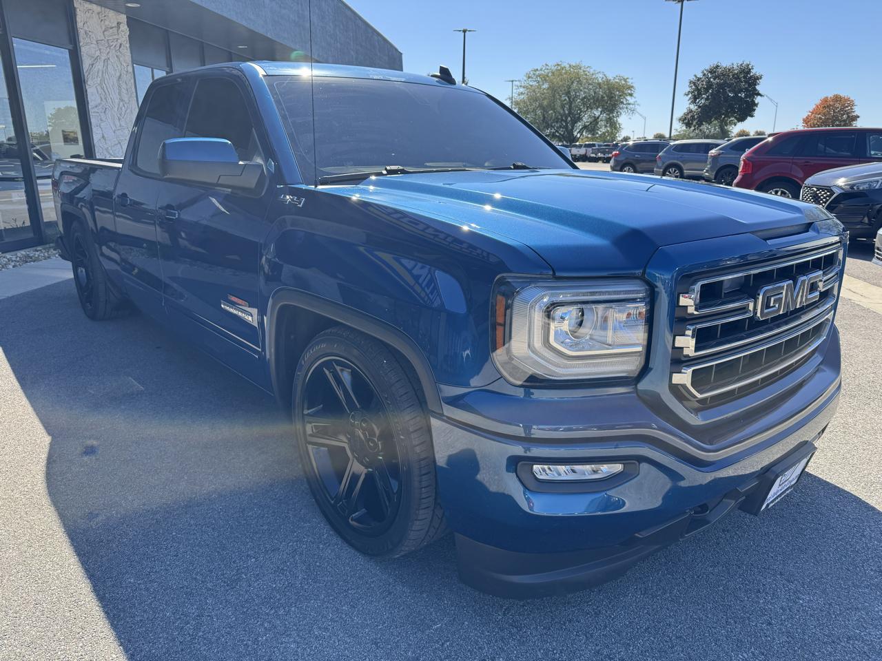 GMC Sierra 1500 SLE Double Cab 4WD 2017