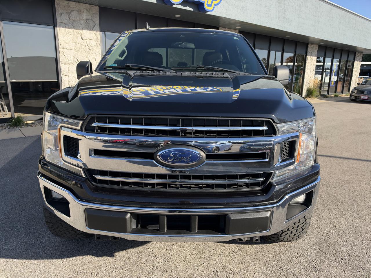 Ford F-150 XLT SuperCrew 4WD 2019