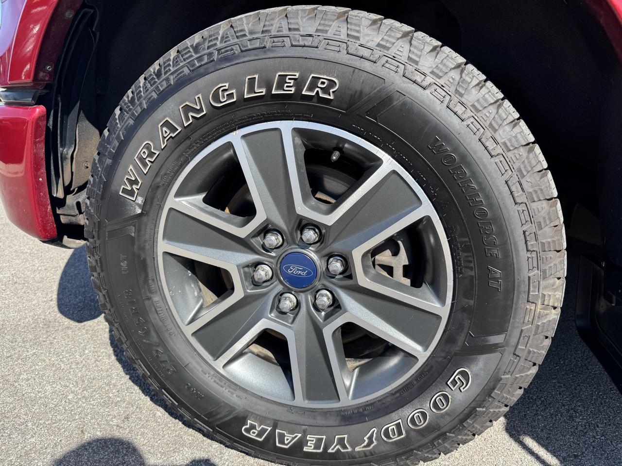 Ford F-150 XLT SuperCrew 4WD 2015