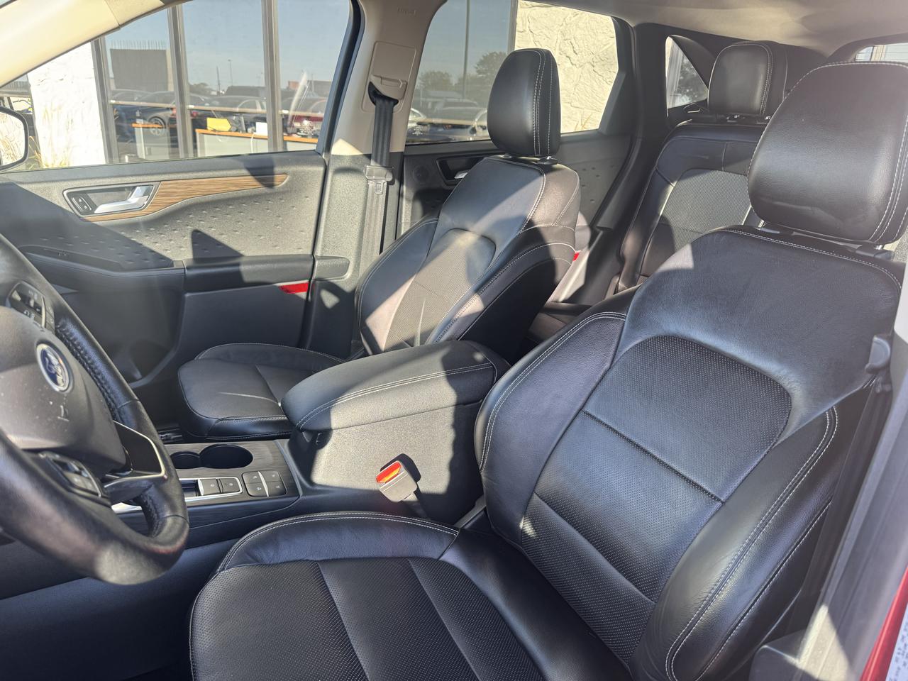 Ford Escape Titanium 4WD 2020