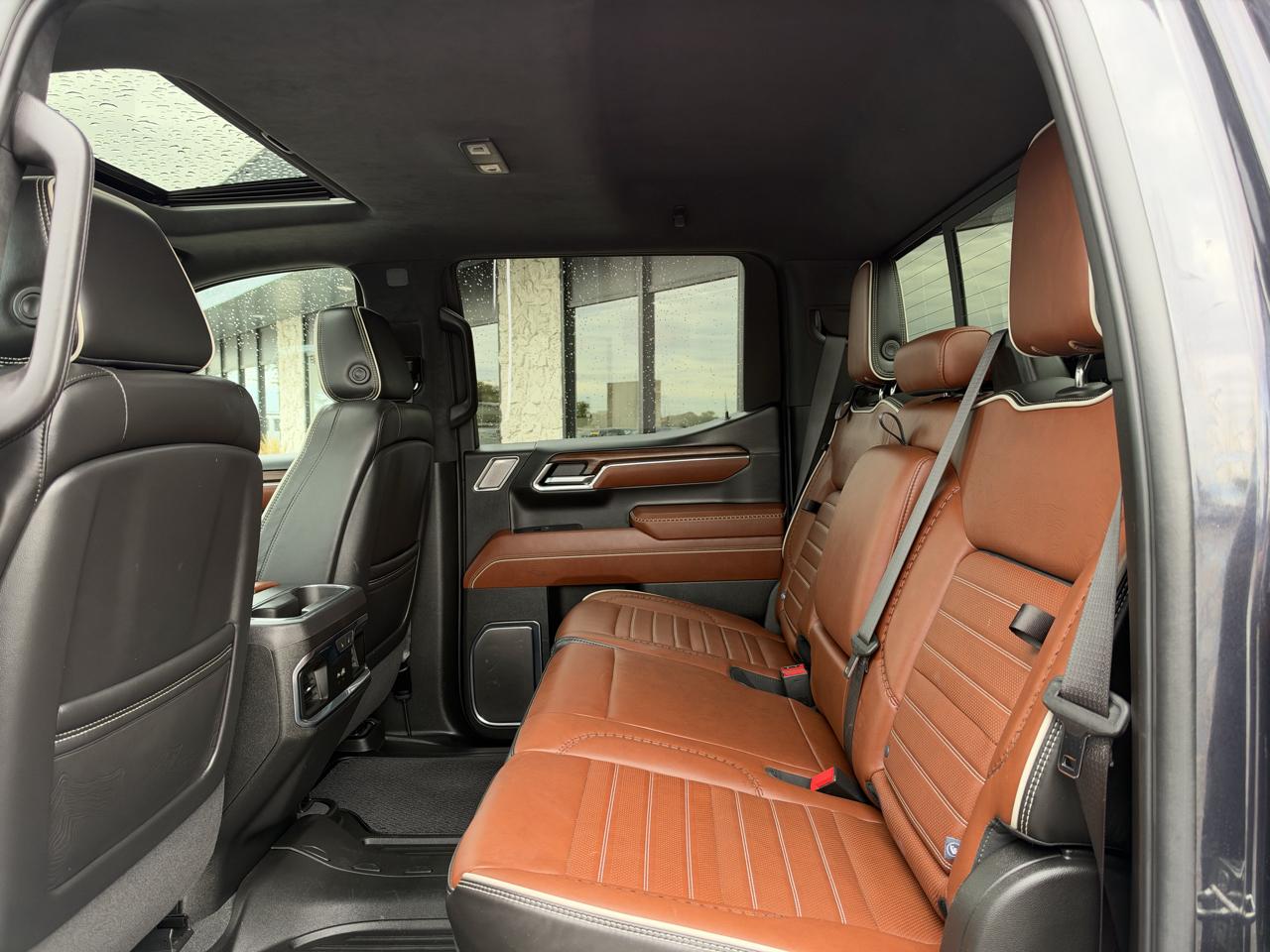 GMC Sierra 1500 Denali Ultimate Crew Cab 4WD 2024
