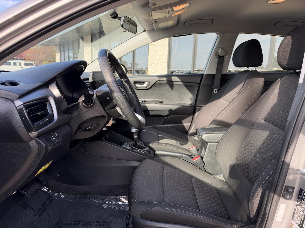 Kia Rio  2022