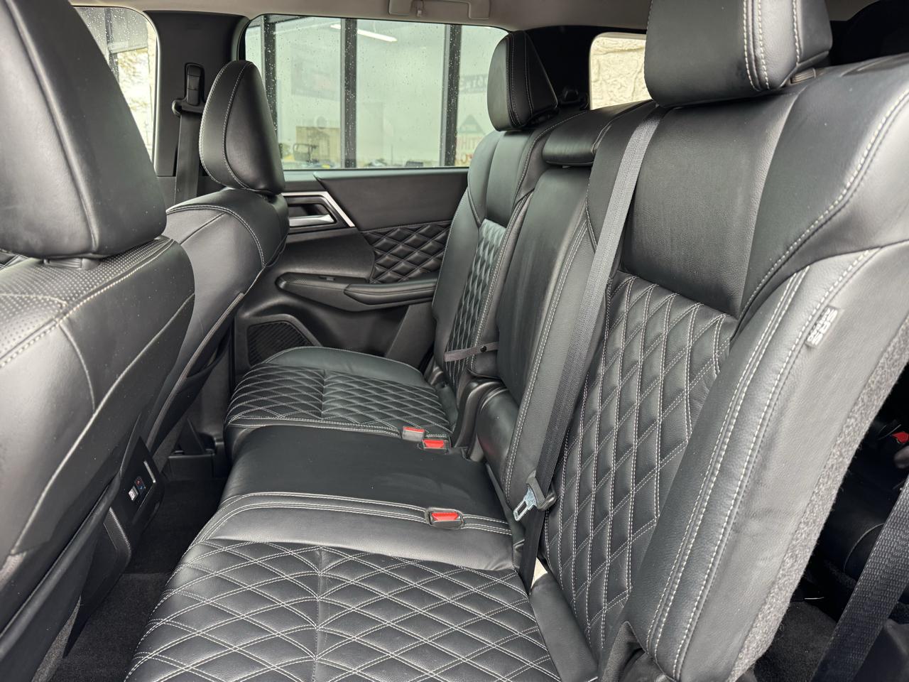 Mitsubishi Outlander SEL 4WD 2022