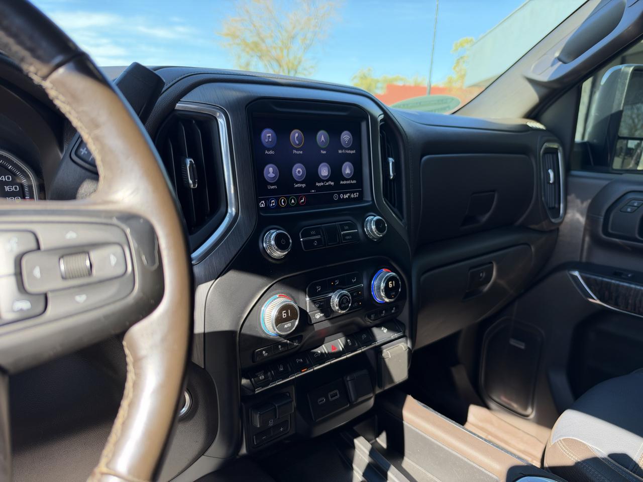 GMC Sierra 2500HD Denali Crew Cab 4WD 2020
