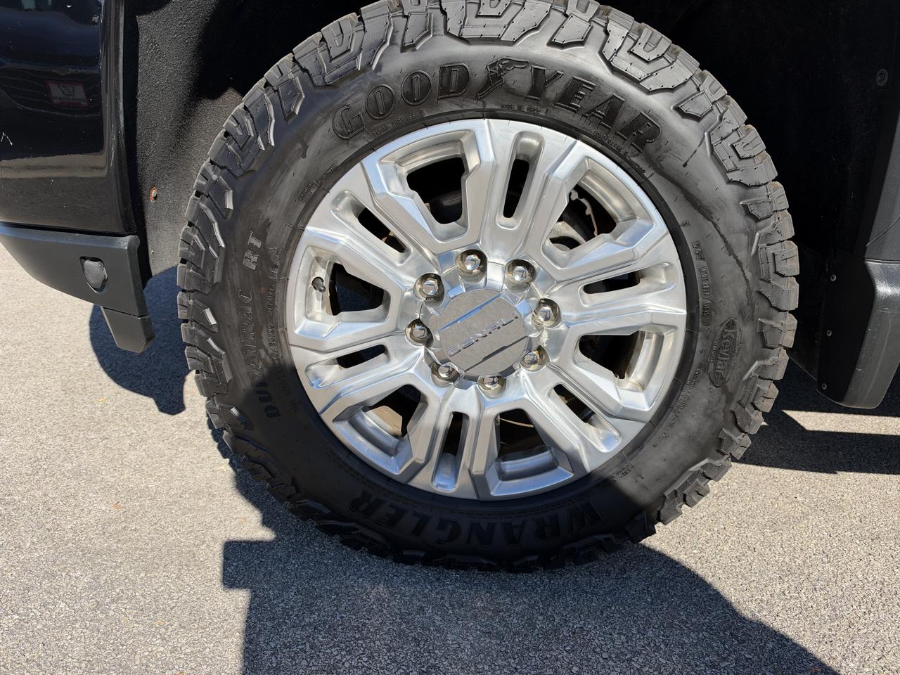 GMC Sierra 2500HD Denali Crew Cab 4WD 2020