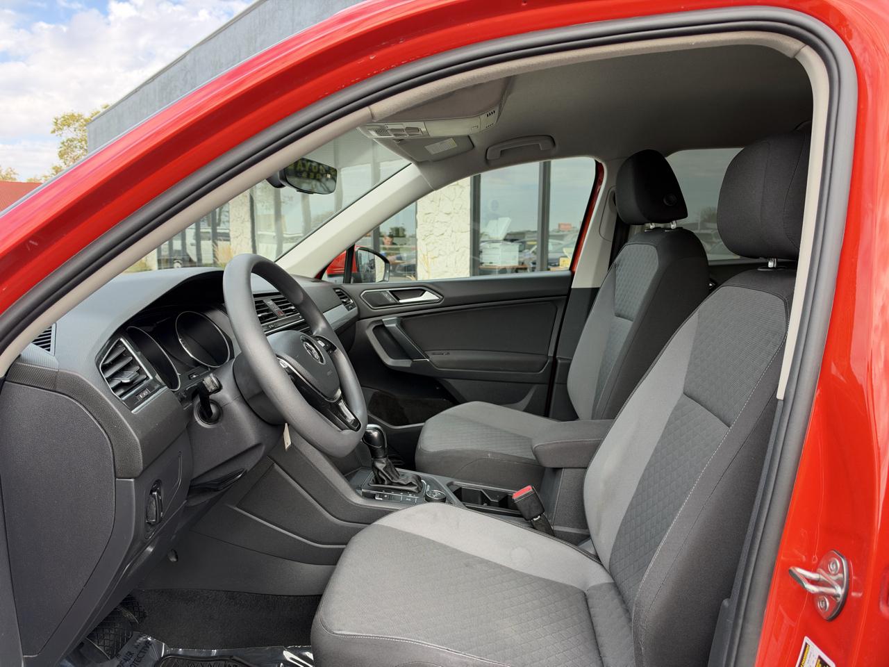 Volkswagen Tiguan S 4Motion 2018