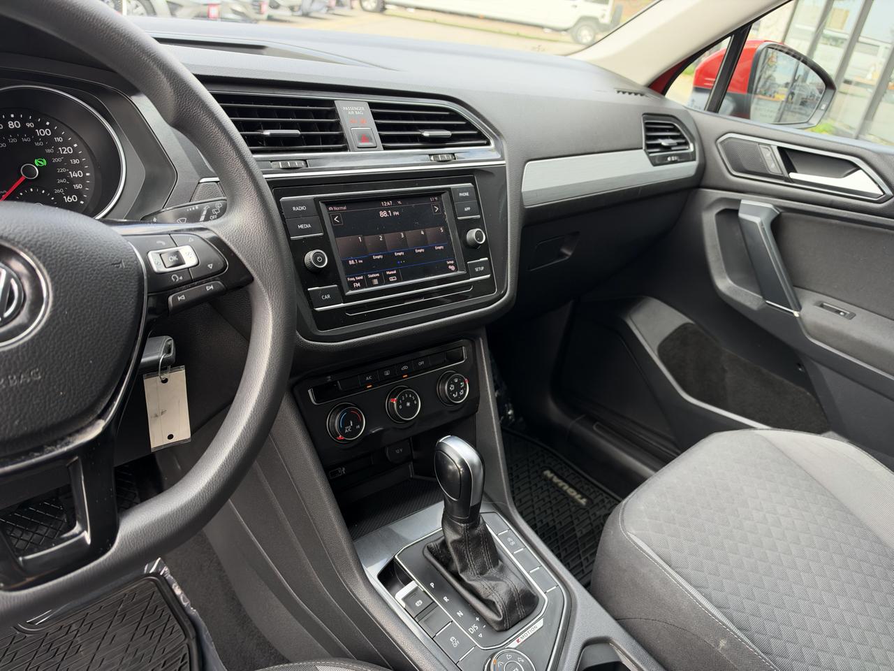 Volkswagen Tiguan S 4Motion 2018