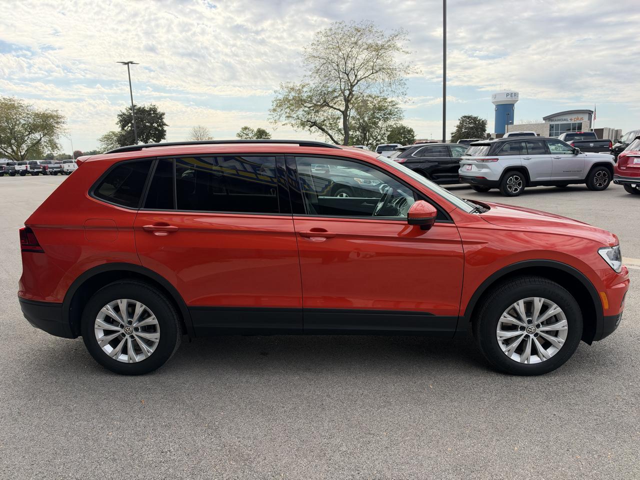 Volkswagen Tiguan S 4Motion 2018