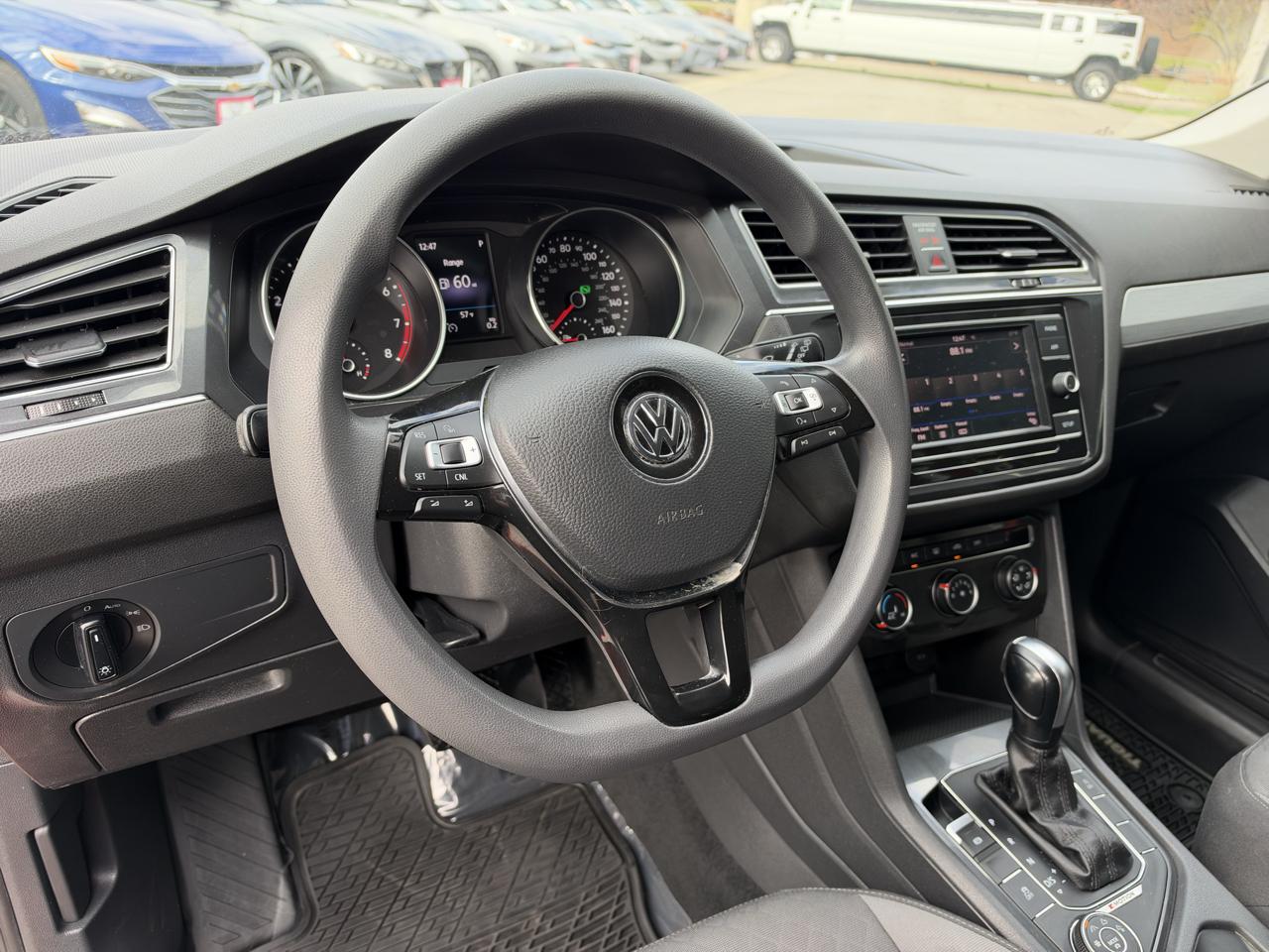Volkswagen Tiguan S 4Motion 2018