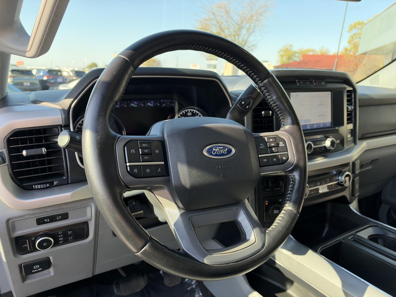 Ford F-150 XLT SuperCrew 4WD 2021