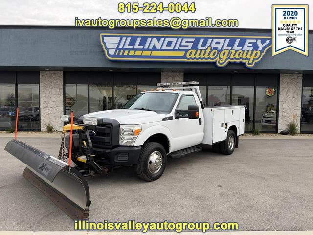 White 2014 Ford F-350 Super Duty Pickup Truck Four-Wheel Drive Automatic