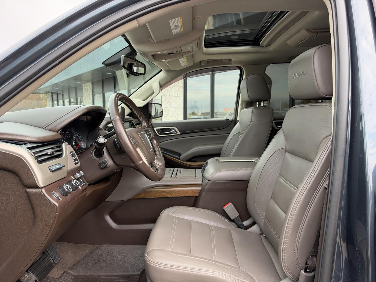 GMC Yukon XL Denali 4WD 2020