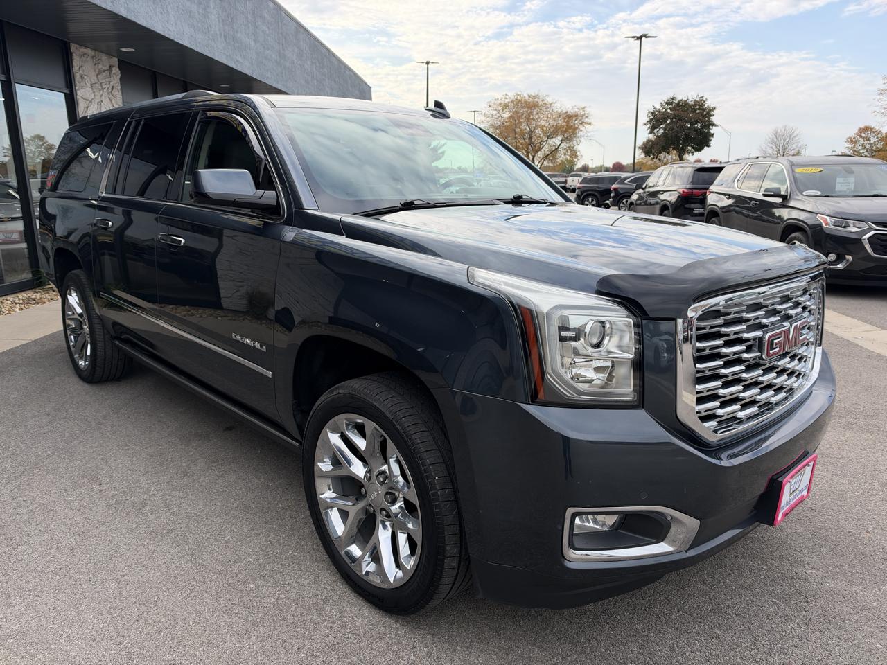 GMC Yukon XL Denali 4WD 2020