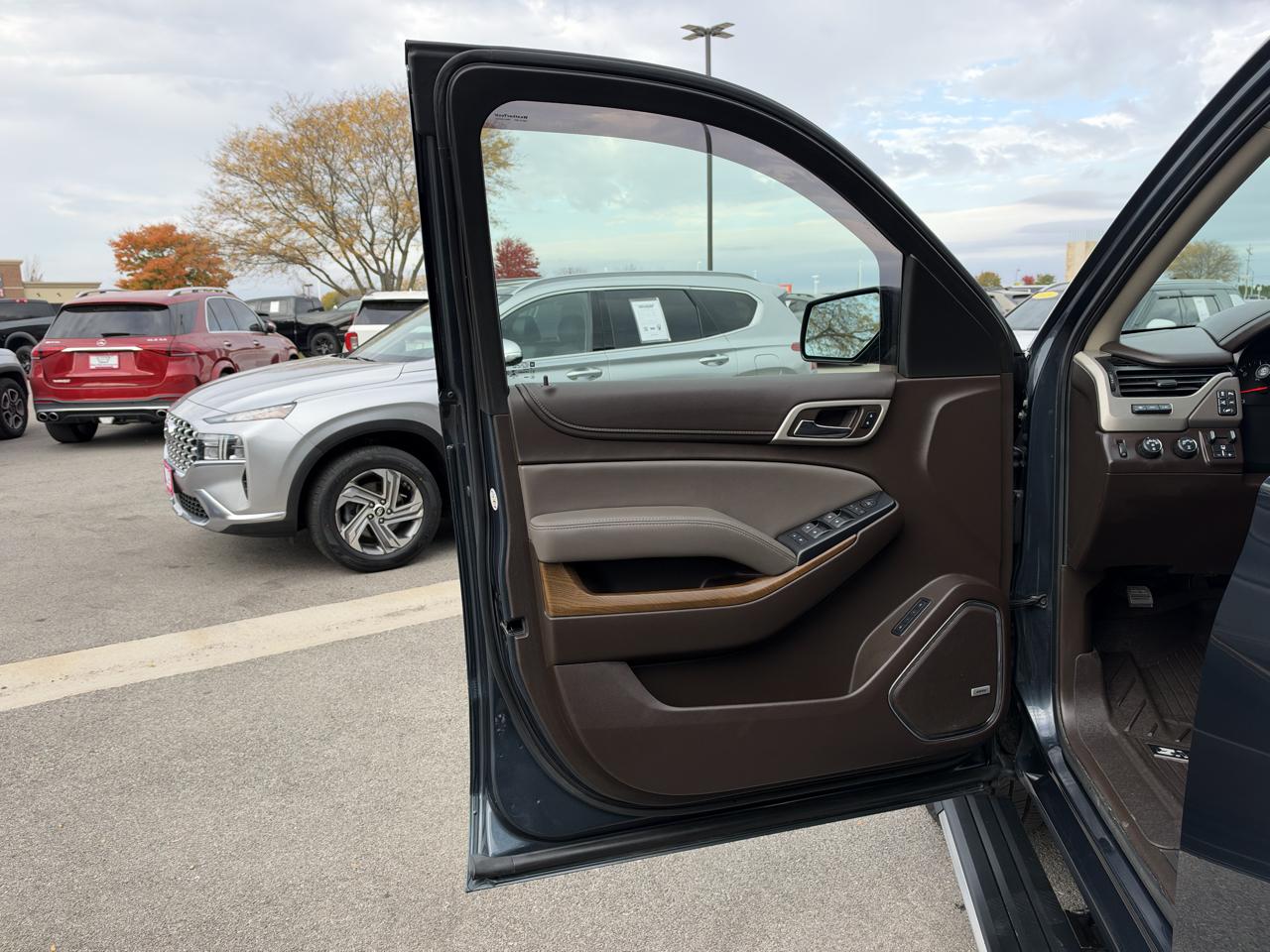 GMC Yukon XL Denali 4WD 2020