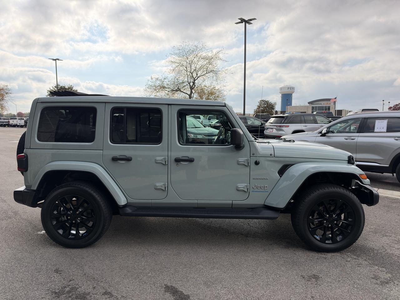 Jeep Wrangler 4xe Unlimited Sahara 2023