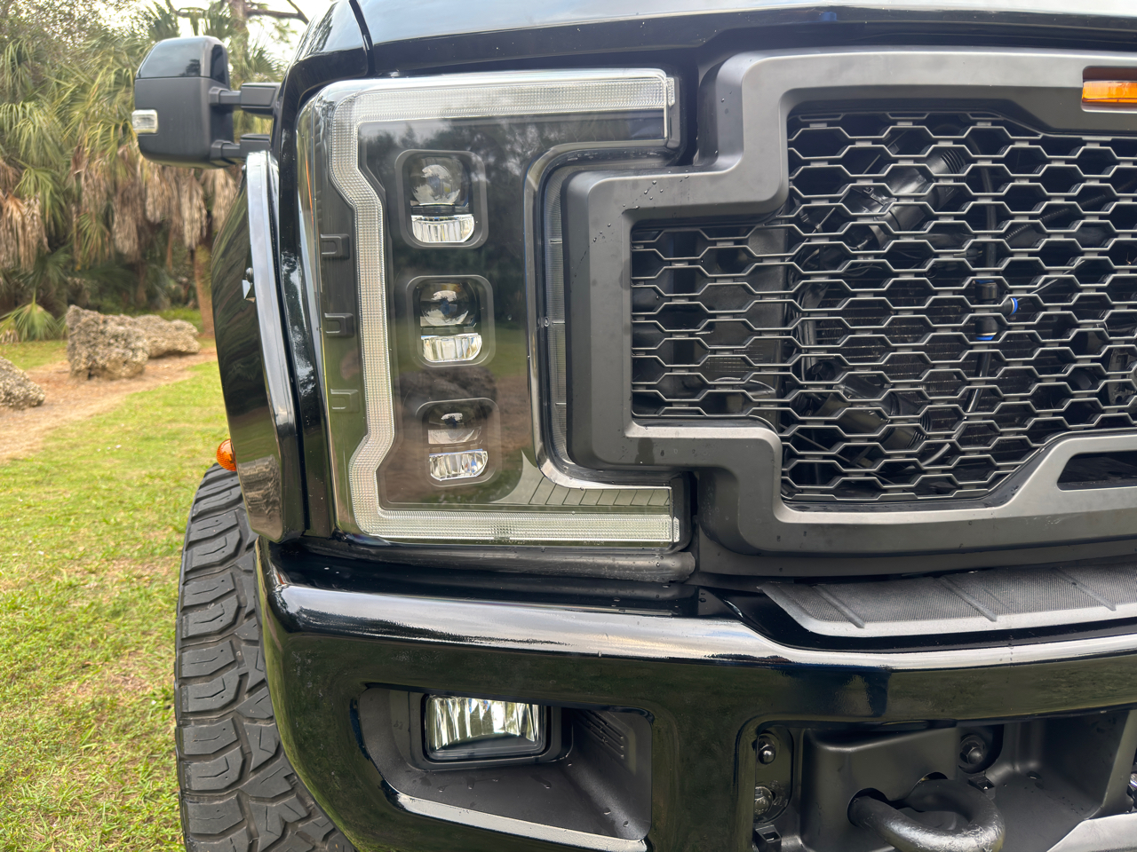 Ford Super Duty F-250 SRW 4WD Crew Cab 156" Lariat 2017