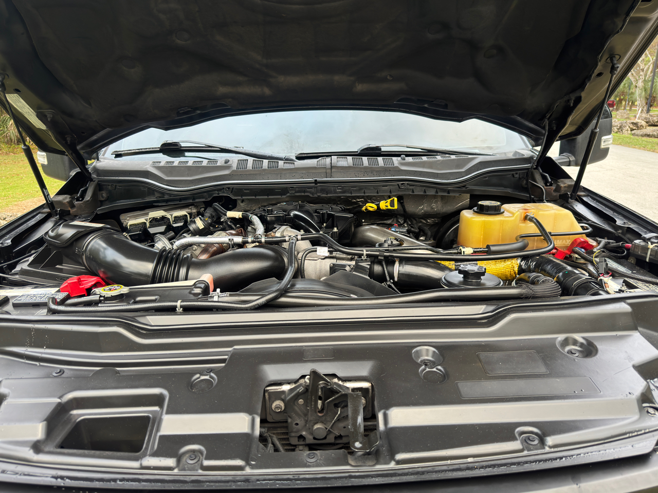 Ford Super Duty F-250 SRW 4WD Crew Cab 156" Lariat 2017