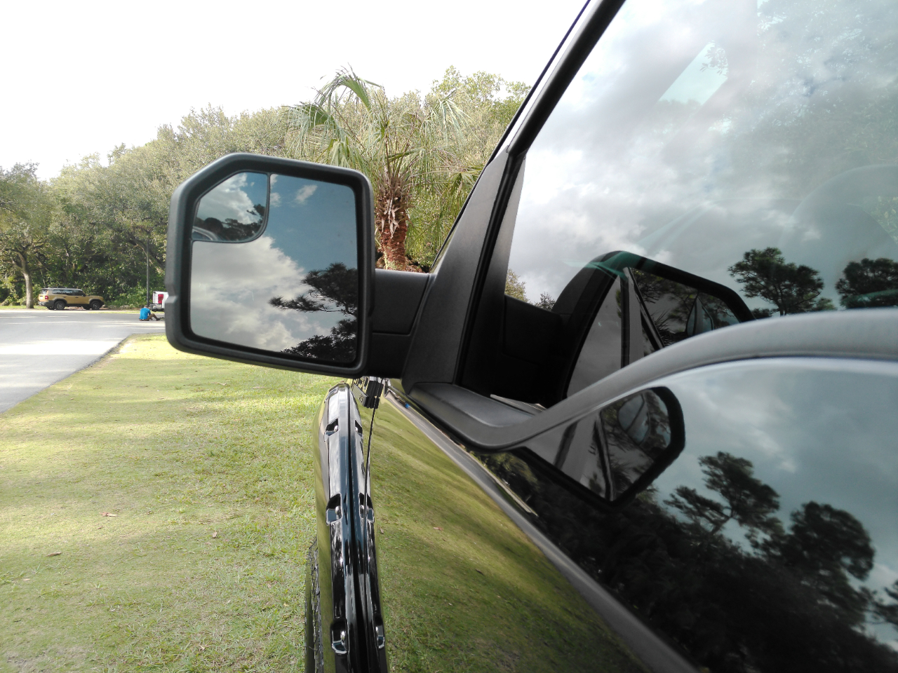 Ford F-150 4WD SuperCrew 145" FX4 2019