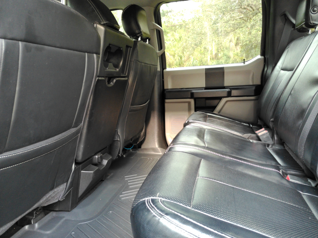 Ford F-150 4WD SuperCrew 145" FX4 2019