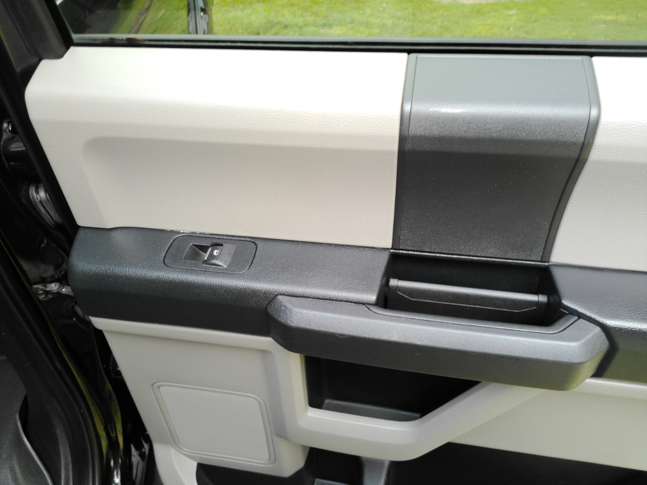 Ford F-150 4WD SuperCrew 145" FX4 2019