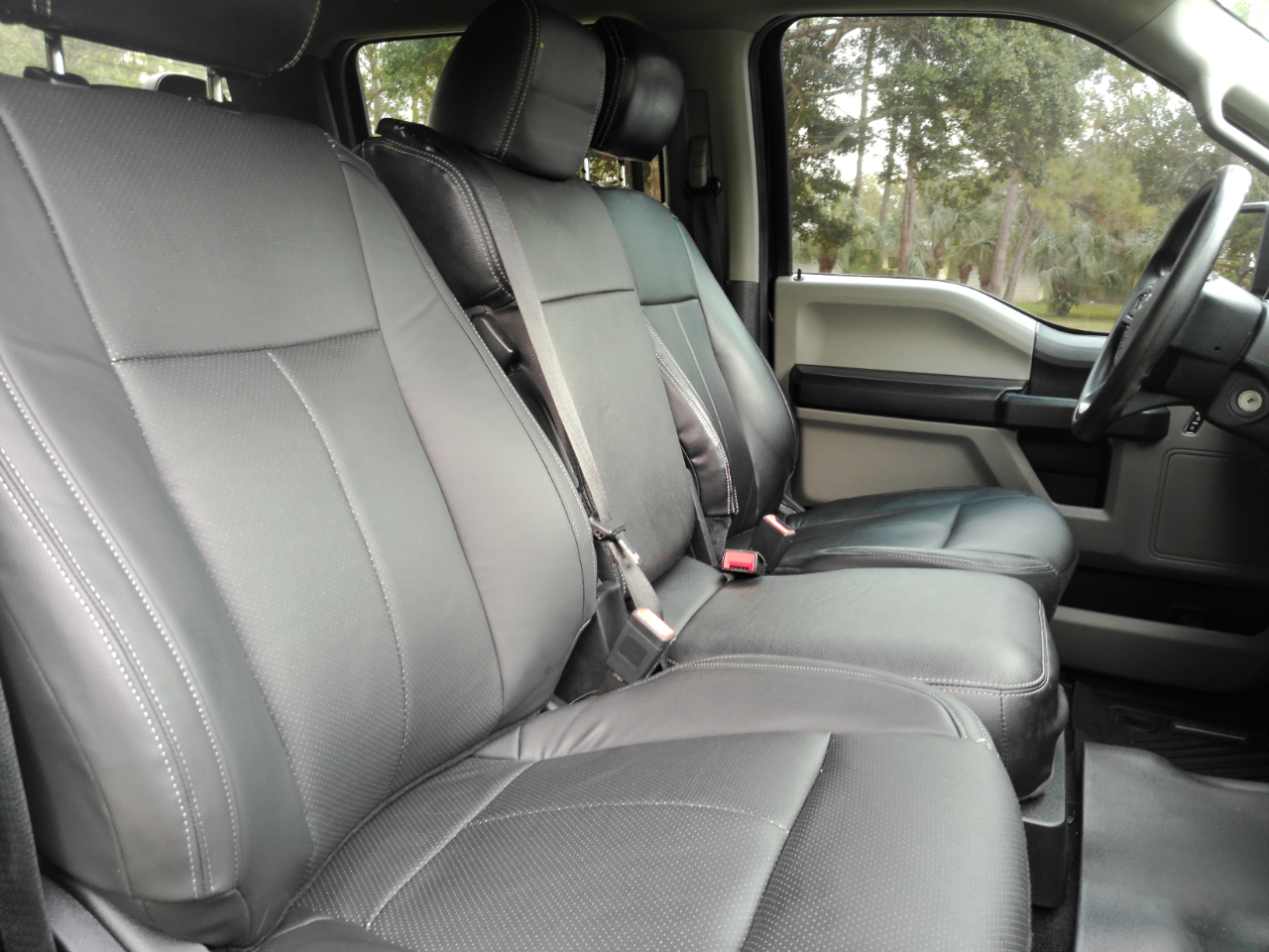 Ford F-150 4WD SuperCrew 145" FX4 2019