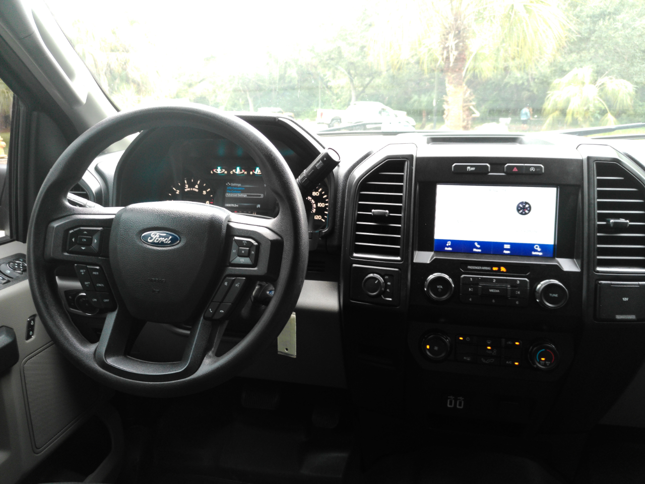 Ford F-150 4WD SuperCrew 145" FX4 2019