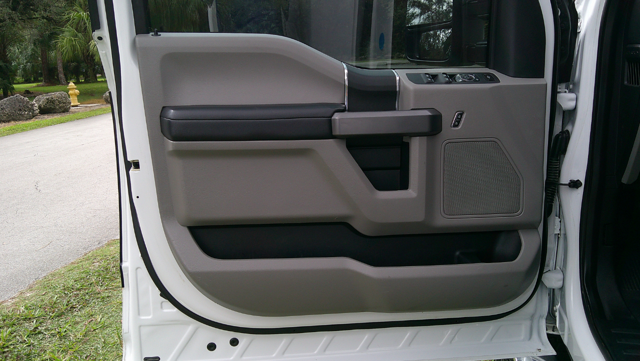 Ford Super Duty F-350 DRW  2018 Ford Super Duty F-350 DRW  2018