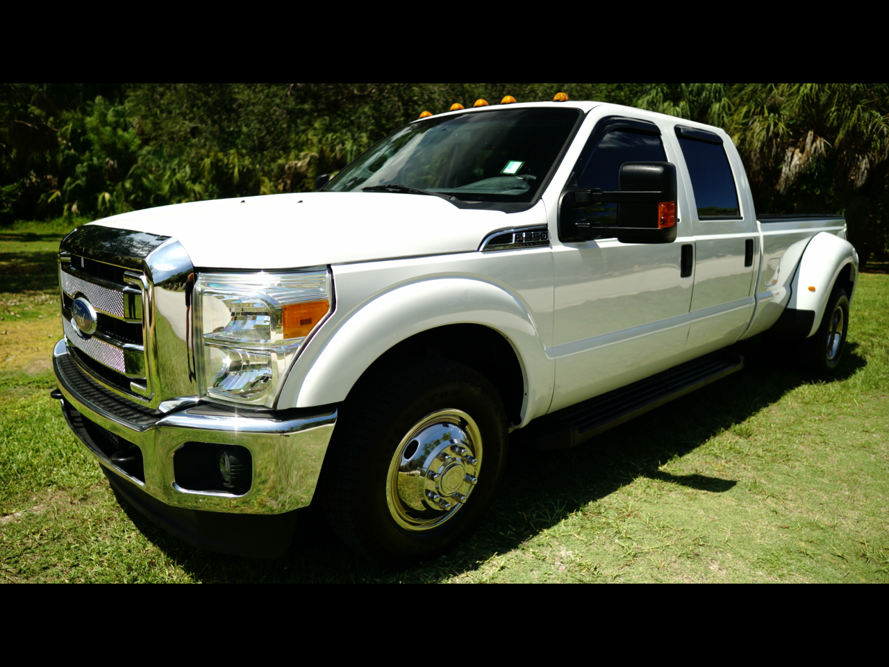 2014 Ford Super Duty F-350 DRW 4WD Crew Cab FX4