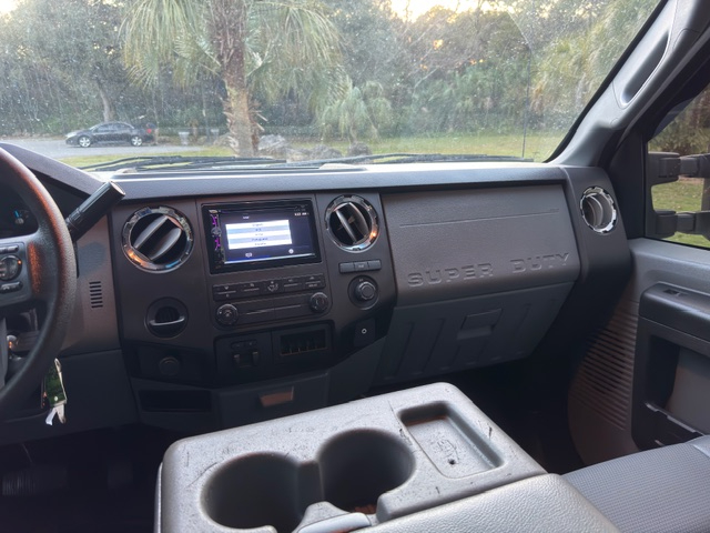 Ford Super Duty F-350 DRW  2014