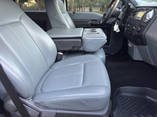 Ford Super Duty F-350 DRW  2014