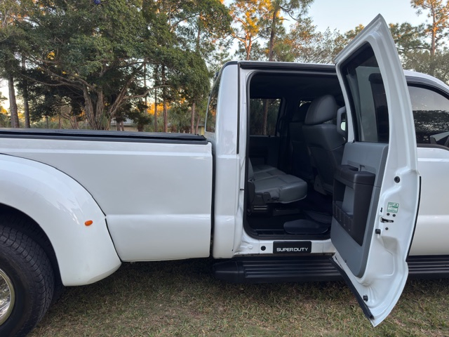 Ford Super Duty F-350 DRW  2014
