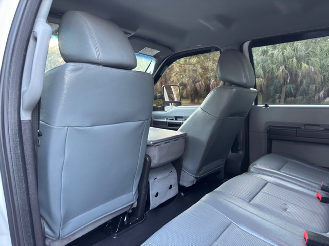 Ford Super Duty F-350 DRW  2014