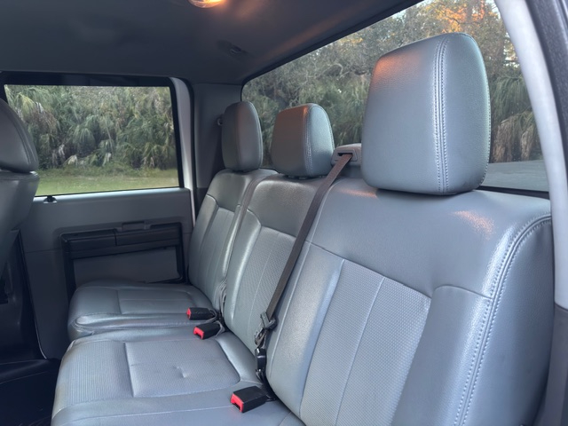 Ford Super Duty F-350 DRW  2014